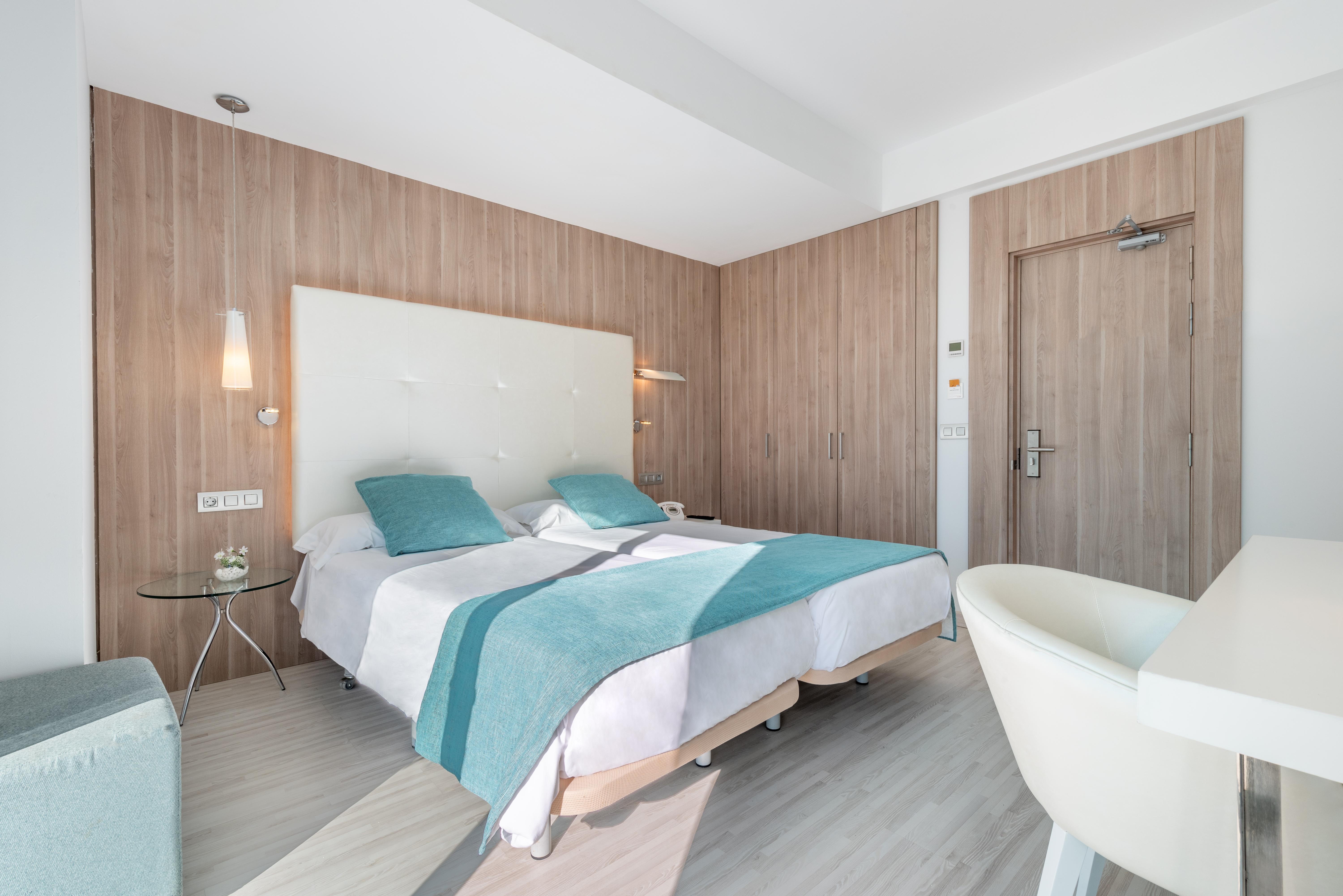 Kyrat Amarac - Adults Only Hotel Cala Millor  Exterior photo